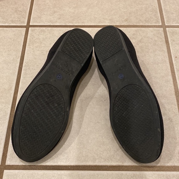 Black Rothy’s - Picture 2 of 3